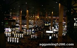 策略与运气：桌游中决策深度与随机乐趣的完美融合——ag电子俱乐部解读